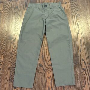 Lululemon Men's Olive Slim 5 Fit Pocket Warpstreme Pant Size 31